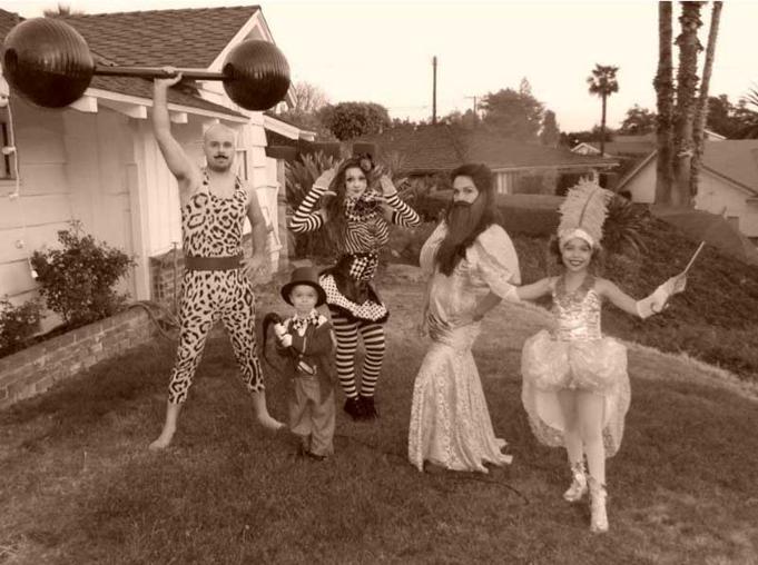 Porodični kostim Cirkuzanti