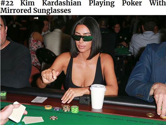 Kim Kardašijan igra poker sa naočarima sa odrazom Kim Kardašijan